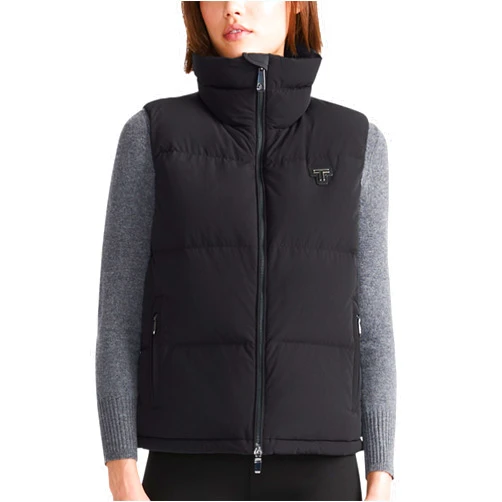 TUMI Women's Heat Seal Quilted Midweight PrimaLoft-Filled Vest - Sleek Nylon Vest with Pockets - Women's Wear