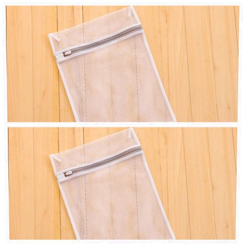 SUPERGNYAR 2Pcs Durable Honeycomb Mesh Laundry Bags for Delicates 12 x 16 Inches (2 Medium)