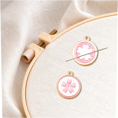 GUPENG Pink Sakura Cross Stitch Supplies Needle Minder , Embroidery Magnetic Needle Holder，Needlework and Embroidery Accessories（2 PCS） (csljmy20220825-0004)
