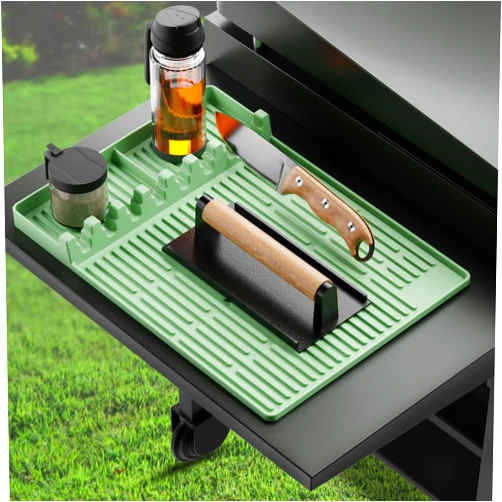 Visnfa Silicone Griddle Tools Mat for Blackstone, Heat Resistant Spatula Mat, BBQ Grill Tool Rest, Silicone Grill Pad，Blackstone Griddle Accessories for Kitchen, Cooking & Countertop（Green）