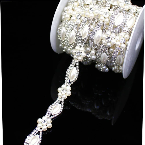 PEARLY JUN 1 Yard Pearl Rhinestone Trim Chain Silver String Crystal Applique Fringe Ribbon Strips Beads Sewing Dress DIY Party Wedding Bouquet for Decoration Bridal Costume Embellishment