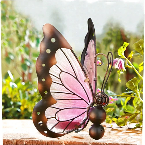 Elfengarden Metal Butterfly Solar Garden Decor for Outdoor Lawn Ornaments - Waterproof Yard Art for Patio Porch Yard Decorations, Gifts for Mom Grandma Women (Pink)