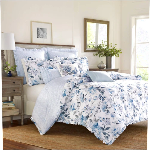 Laura Ashley Home - Queen Duvet Cover Set, Reversible Cotton Bedding with Matching Shams, Lightweight Home Decor for All Seasons (Chloe Blue, Queen)