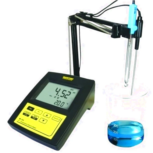 Milwaukee Instruments pH/Temperature Laboratory Bench Meter Tester MI150-US