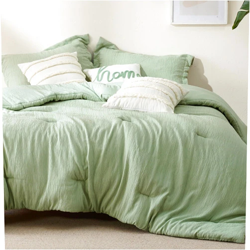 Bedsure Queen Comforter Set 6 Pieces, Sage Green Tufted Pattern Design Bed in a Bag, All Season Comfortable, Lightweight, Warm & Breathable