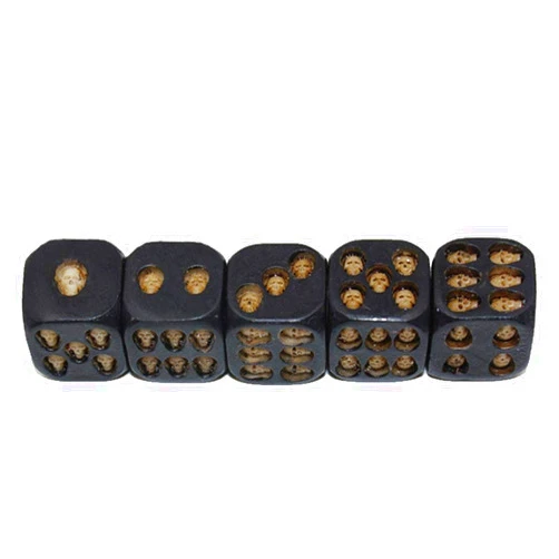 DIKAYI 1 Set of 5 Pcs Black Skull Dice Grinning 3D Skeleton Dice Scary Novelty Board Game for Club Pub Party