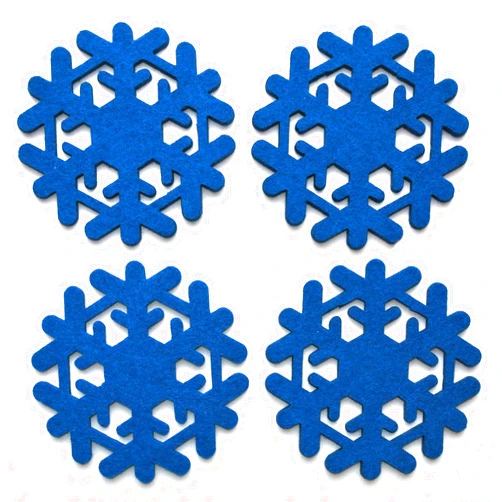 CAIT CHAPMAN HOME COLLECTION Snowflakes Felt Coasters Set of 4 (Blue)