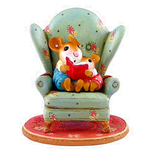 Wee Forest Folk Miniature Mouse Figurine M-512 - Sharing a Story