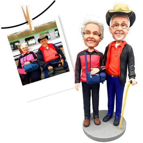 Figurinivque 7'' Custom Bobbleheads Couple - Personalized Figurine, Unique Bobble Head Gifts, Customized Bobbleheads for Wedding, Anniversary, Valentine's Day