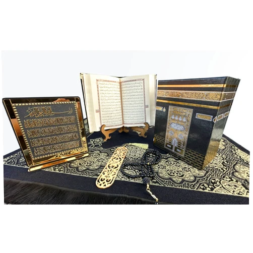 SAIKA Muslim Prayer Rug, Islamic Gift Set, Velvet Full Arabic Quran, Elegant Kaaba Design Box, Ayat El Kursi Table Top, Prayer Beads, Bookmark, Janamaz, Salah Mat (KAABA)