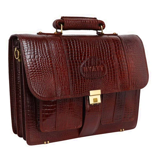 HYATT Leather Accessories 17'' Inch Laptop Men's Briefcase Bag Up to 16'' Inch Laptop Compartment 24 Litre's Capacity Expandable Feature's Amite Swiss Security Lock Closure