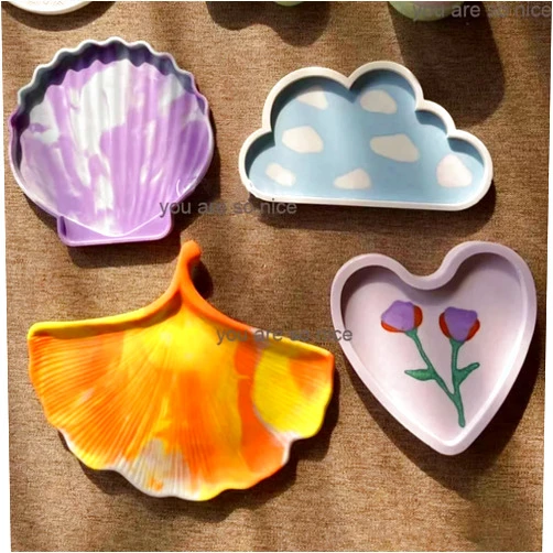 THUNGKARAT New 2024 Ginkgo Leaf Tray Silicone Mold Concrete Cement Plaster Shell Shape Jewelry Display Dish Mould Flower Pot Resin Craft Making Tool Tray Mold Decoration Kitchen Accessories Creative Gift