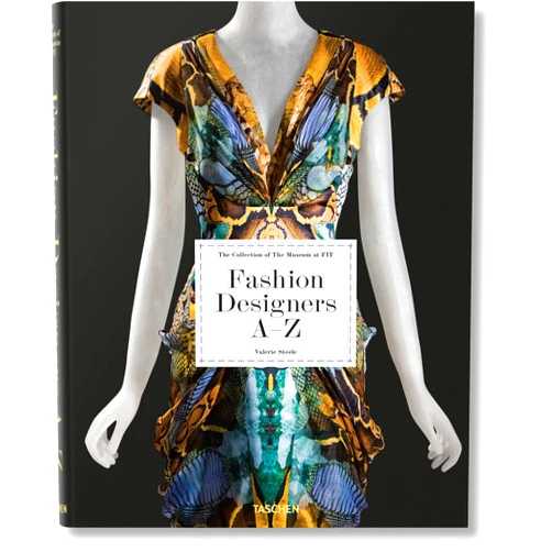 Multilingual Edition by Suzy Menkes (Author), Colleen Hill (Editor), Valerie Steele (Editor), Robert Nippoldt (Illustrator) & 1 more Fashion Designers A–Z. 2020 Edition (Multilingual Edition)