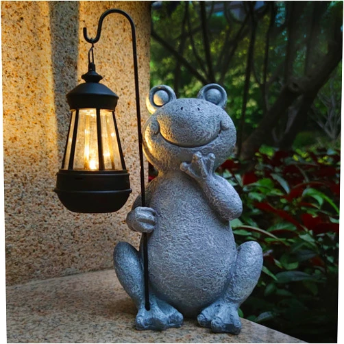 VIOYOUNS Frog Solar Garden Statues,Resin Frog Figurine Decorations with Solar Lights Lantern, Outdoor Frog Garden Decor Art for Lawn,Yard, Unique Housewarming Gift for Garden Home
