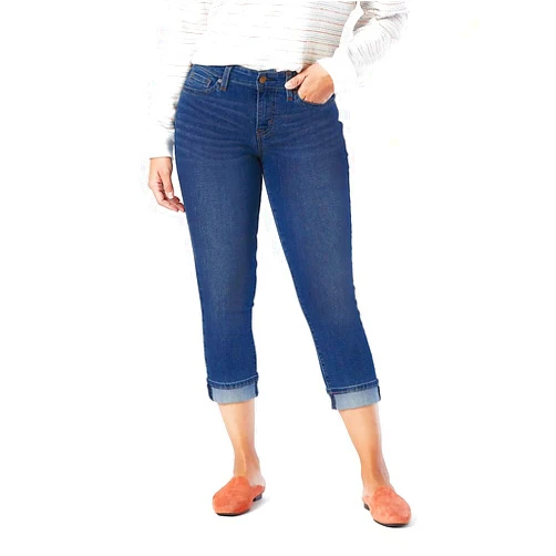 Levi Strauss Signature Gold Women's Mid-Rise Slim Fit Capris (Available in Plus Size)