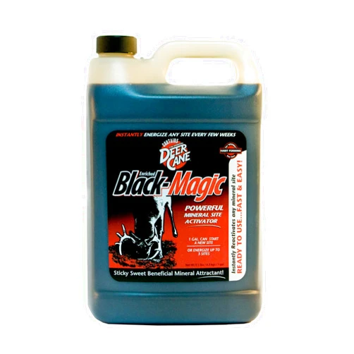 Evolved HABITATS Deer Cane Black Magic Liquid Mineral Deer Attractant - Fast & Easy to Use All Year-Round Mineral Food Supplement with Natural Molasses Flavors - Mineral Site Activator