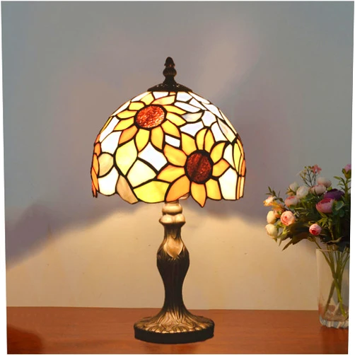 Olyfeiray Tiffany Style Table Lamp 8