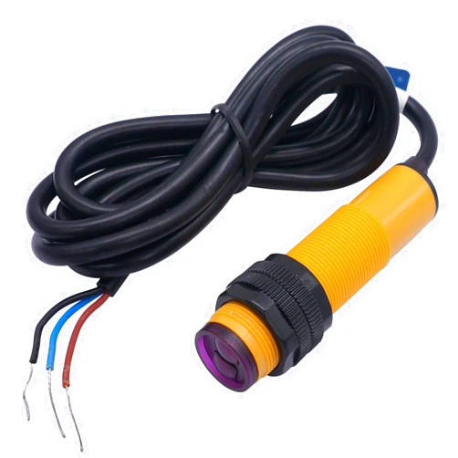 Taiss/photoelectric Sensor 30 cm Adjustable M18 Diffuse photoelectric Switch Sensor Optical Three Lines NPN NO (Normally Open) Proximity Switch 6-36VDC E3F-DS30C4