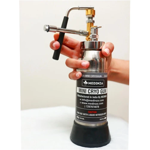 MEDINZA Mini Cryo Can For Dermatology Empty Cryo Liquid Nitrogen Sprayer With Different 5 Probes and Carry Bag