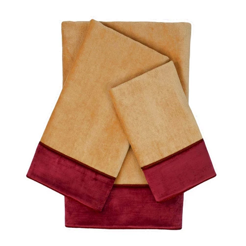 Sherry Kline Centinela 3-Piece Embellished Towel Set
