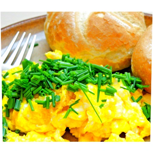 Cinnamonster 2 POUNDS (32 OZ) Powdered Whole Eggs, USDA Licensed Facility, Freshest Eggs, Made in the USA, Makes 70 Large Eggs, 1 INGREDIENT - EGGS! FARM FRESH, NON GMO, ALL NATURAL, RESEALABLE POUCH