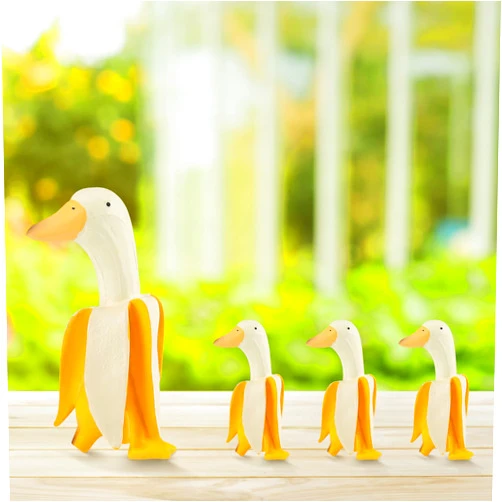 Weysat 4 Pcs Creative Resin Banana Duck Statue Sculpture Funny Whimsical Yard Art Yellow White Banana Duck Figurine for Outdoor Home Garden Lawn Office Porch Decor Christmas Housewarming Gifts