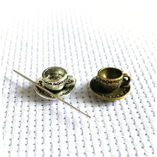 DPXWCCH Coffee Cup Needle Minder for Cross Stitch The Set of 2 Teacup Needle Nanny Magnet