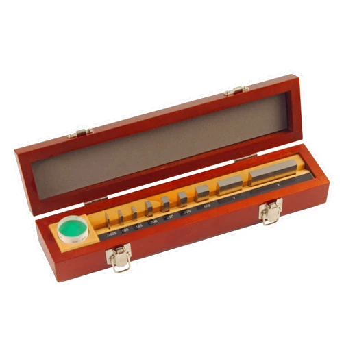 Mitutoyo - 516-930-26 Steel Rectangular Micrometer Inspection Gage Block Set with Optical Parallel, ASME Grade 0, 0.0625 - 2.0