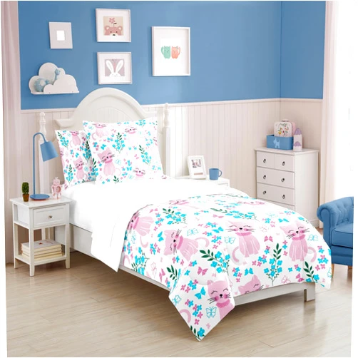 SW SETWIER Kawaii Bedding Set, Cat Comforter Set Queen, Animals Print Bed Set for Kids Teens Adults Room Decor, White Quilt Set with 1 Comforter and 2 Pillowcases, All Season