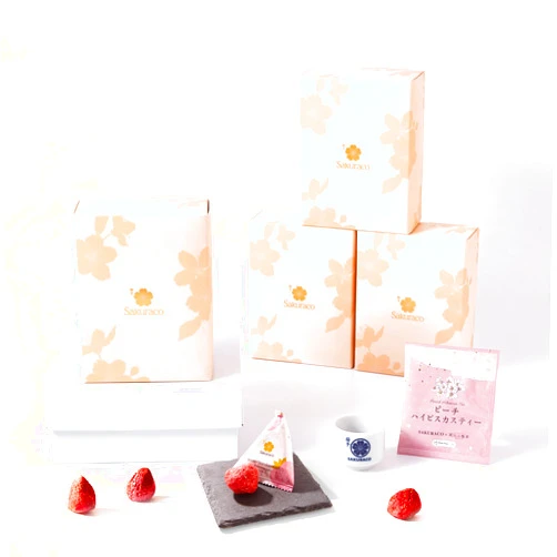 Sakuraco Japanese White Chocolate Fruit - Strawberry: 4 Box Set (24cs)