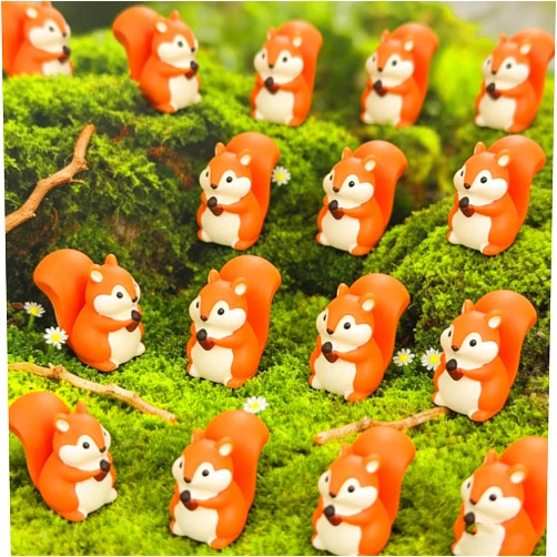 HKOYTIUP 100Pcs Mini Squirrels 0.87 x 0.59 Inches Resin Squirrel Figurines Cute Tiny Squirrel Decor Miniature Animals Bulk Decor for DIY Moss Landscape Terrarium Home Decor Valentine's Day Gifts