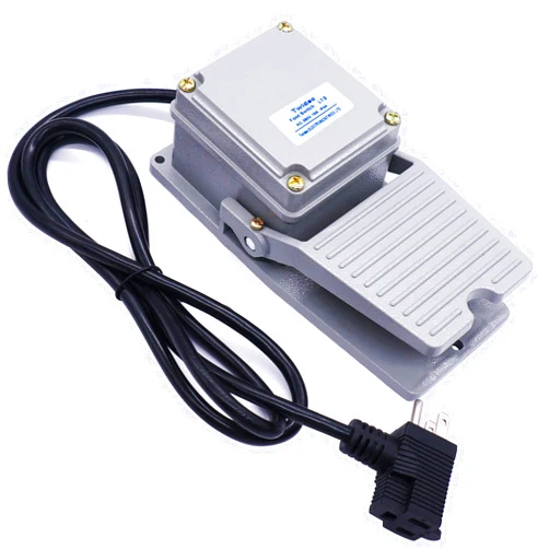 Twidec/Heavy Duty Foot Switch SPDT NO NC AC 380V 15A Electric Pedal Momentary Foot Pedal Switch with 5-ft Cable with Piggyback Plug (3-Pronged) LT-3-XCT