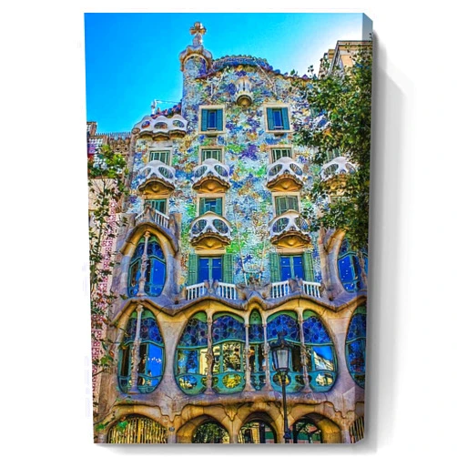 LGCZNWDFHTZ Low angle view of Casa Batllo in Spain Wall Art Vertical Poster Picture Decor Canvas Framed Painting Large Size Artwork for Living Room Home Hanging 24