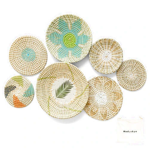 MODUSKYE Boho Woven Wall Decor, Set of 7 Handcraft Rattan Wicker Wall Seagrass Hanging Decorative Round Bowl Plates Flat Baskets Decor for Living Bedding Wall Decor