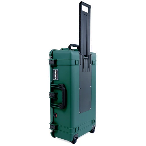 Pelican Trekking Green Pelican 1615 Air case with Black Handles & latches. Comes empty.