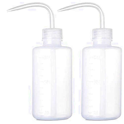 Hatonseyan Wash Bottles - 2pcs 250ml Safety Wash Bottle Watering Tools, Economy Plastic Squeeze Bottle for Medical Label Tattoo Supplies Green Soap Cleaning Washing Bottle