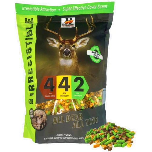 H HERRON OUTDOORS THE BETTER CHOICE Herron Outdoors 4-4-2 Sweet Apple, Whole Corn & Sweet Apple Protein Pellets- Deer Attractants for Whitetail Deer and Feed Bait for All Hunters All Seasons- 5lbs