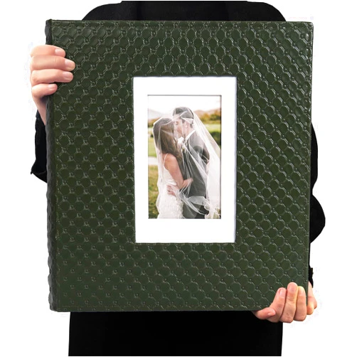 RECUTMS Photo Album 4x6 600 Photos Black Inner Page Button Grain Leather Large Capacity Pockets Pictures Album Birthday Christmas Wedding Anniversary (Dark Green)