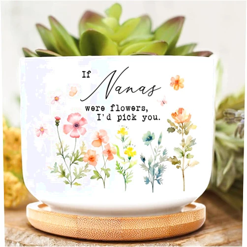 AlpadilAndCo Personalized Nana's Garden Plant Pot w/Bamboo Tray, Grandma's Garden, Custom Flower Pots, Gift for Gigi, Grandmother, Gift for Mom on Mothers Day from Grandkids, Gardener Birthflower Pot