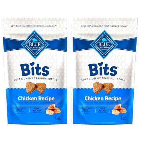 Blue Buffalo Blue Bits Natural Soft-Moist Training Dog Treats, Chicken Recipe 4-oz Bag (Pack of 2)