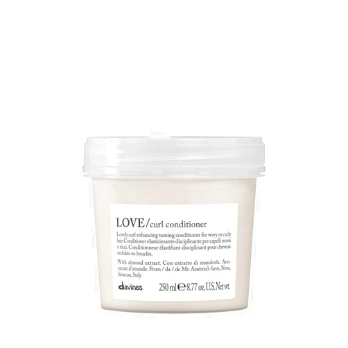 Davines LOVE Curl Conditioner, Enhance and Control Curly and Wavy Hair, Weightless Volume and Softness
