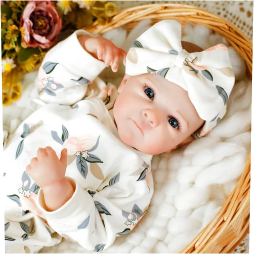 Babeviimt Lifelike Reborn Baby Dolls - 20Inch Soft Vinyl Realistic-Newborn Baby Dolls Poseable Real Life Baby Girls Dolls with Doll Accessories and Gift Box for 3+ Year Old Girls Kids