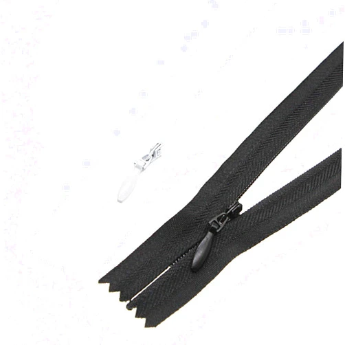 Leekayer 3# 34 Inch Invisible Zippers Black&White,86cm Nylon Coil Hidden Zipper for Sewer Tailor DIY Manual Handmade Zipper for Sewing Dress Bags Crafts Mattress Pillow Bed Sheet Sofa (10 PCS/Pack) Leekayer