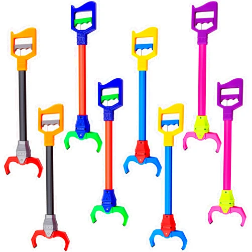 Meooeck 8 Pcs Interactive Toy Grabber, Plastic Robot Hand and Robot Claw Grab Pack Toy Robot Arm Toy Pick up Pinch Tool for Fun Early Learning and Hand Eye Coordination Play, 18 Inch