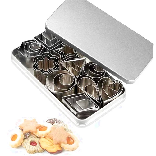 RUUKON Mini Cookie Cutter Shapes Set - 30 Small Molds to Cut Out Pastry Dough, Pie Crust & Fruit - Tiny Stainless Steel Metal Stamps Star Flower Round Heart Square Triangle Oval Raindrop Geometric Shapes