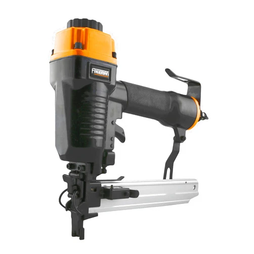 Freeman PFS16 Pneumatic 16-Gauge, 1” Fencing Stapler | Tool-Free Depth Adjust, Jam Release, and Wire Alignment | Includes Adjustable Belt Hook