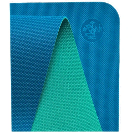 Manduka Begin Yoga Mat – Premium 5mm Thick Yoga Mat with Alignment Stripe, Beginner Fitness Exercise Mat, Suitable for Yoga and Pilates, Support and Stability | Reversible, 68 Inches, Bondi Blue