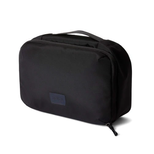 Bellroy Hanging Toiletry Kit (hanging 3 liter toiletry bag for men and women, and designed for travel) - Black