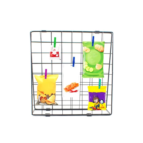 QoTang Potato Chip Display Rack with 20 Clips, Snack Holder for Bags, Metal Chip Rack Display Stand, Countertop Chip Bag Organizer Candy Cart Holder Chip Stand Display for Parties and Retail Black