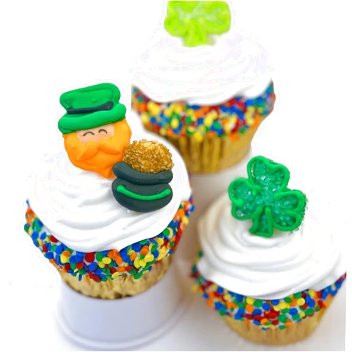 BakersDozenToGo Leprechaun Shamrock and Pot of Gold Toppers-12 pcs Edible Royal Icing Cake Topper Cupcake Decoration Handmade Gourmet by BakersDozenToGo (Choose Styles Below)